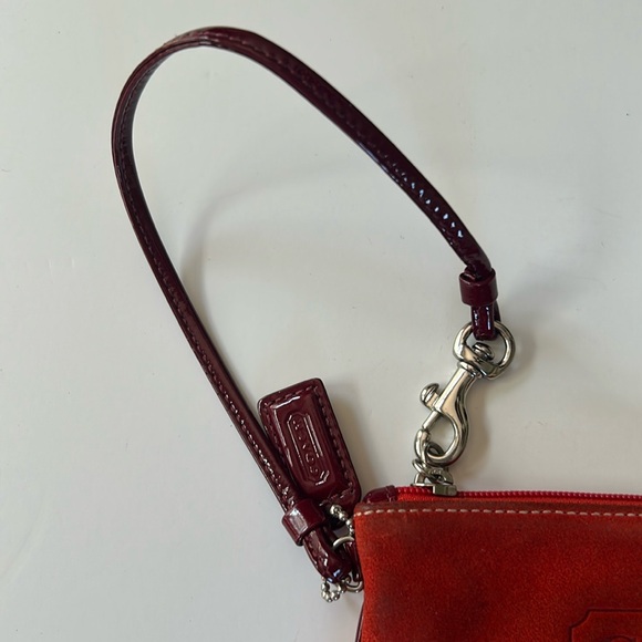 Vintage Coach Red Suede with Patent leather trim Wristlet Clutch - Picture 3 of 12